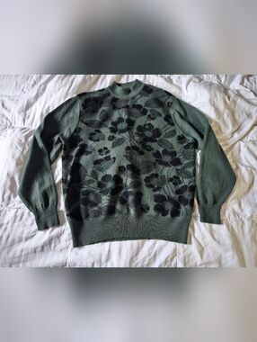 100% CASHMERE Erdos Floral Sparkle Crewneck Sweater